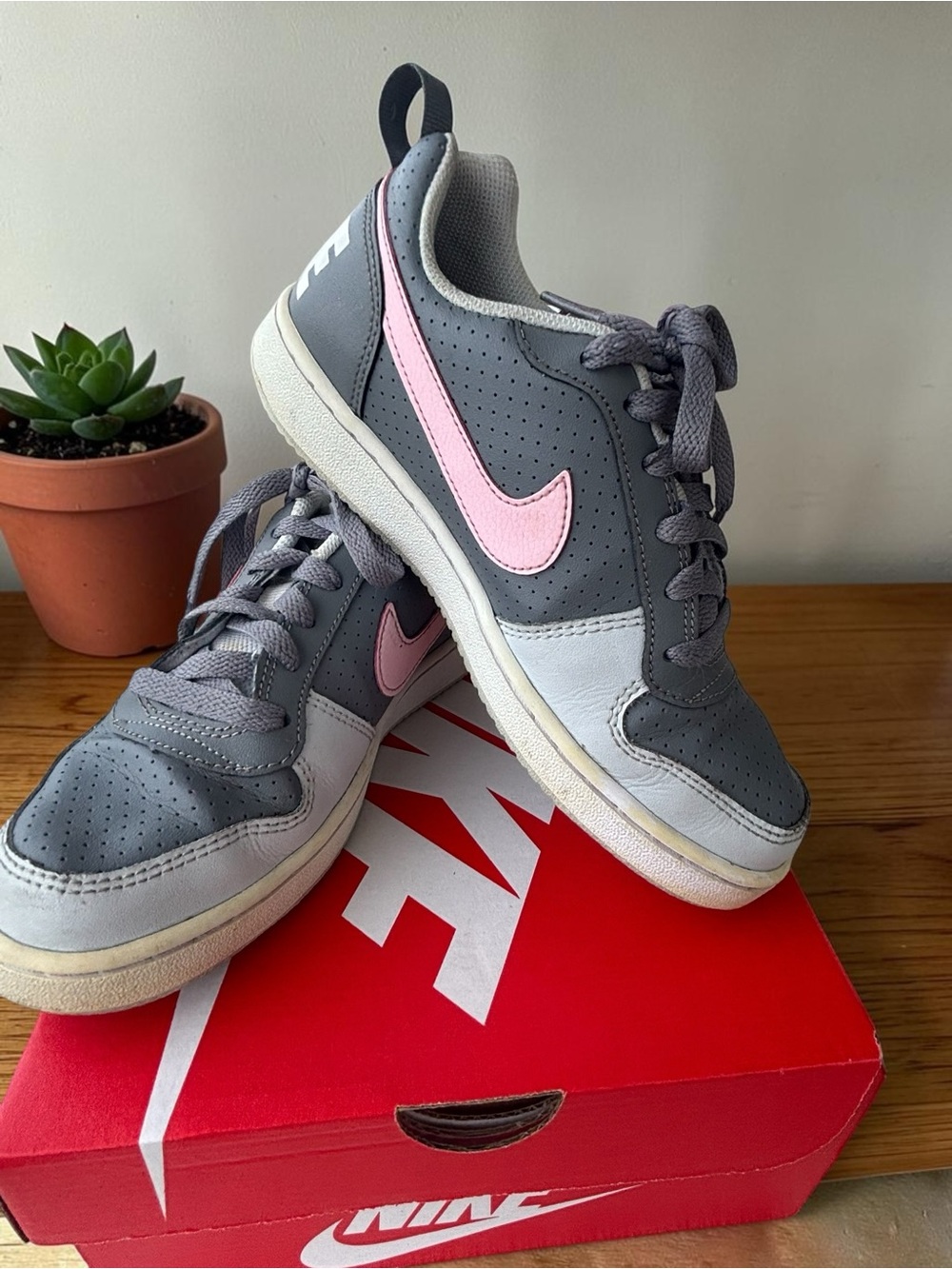 Nike Court Borough Low GS Gray Pink Foam Sneakers Youth 4Y